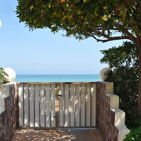 Holiday Beach Apartment Denia Exterior photo