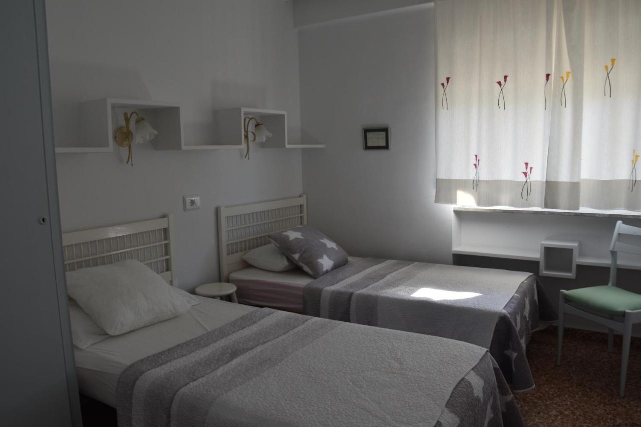Apartament Holiday Beach Apartment